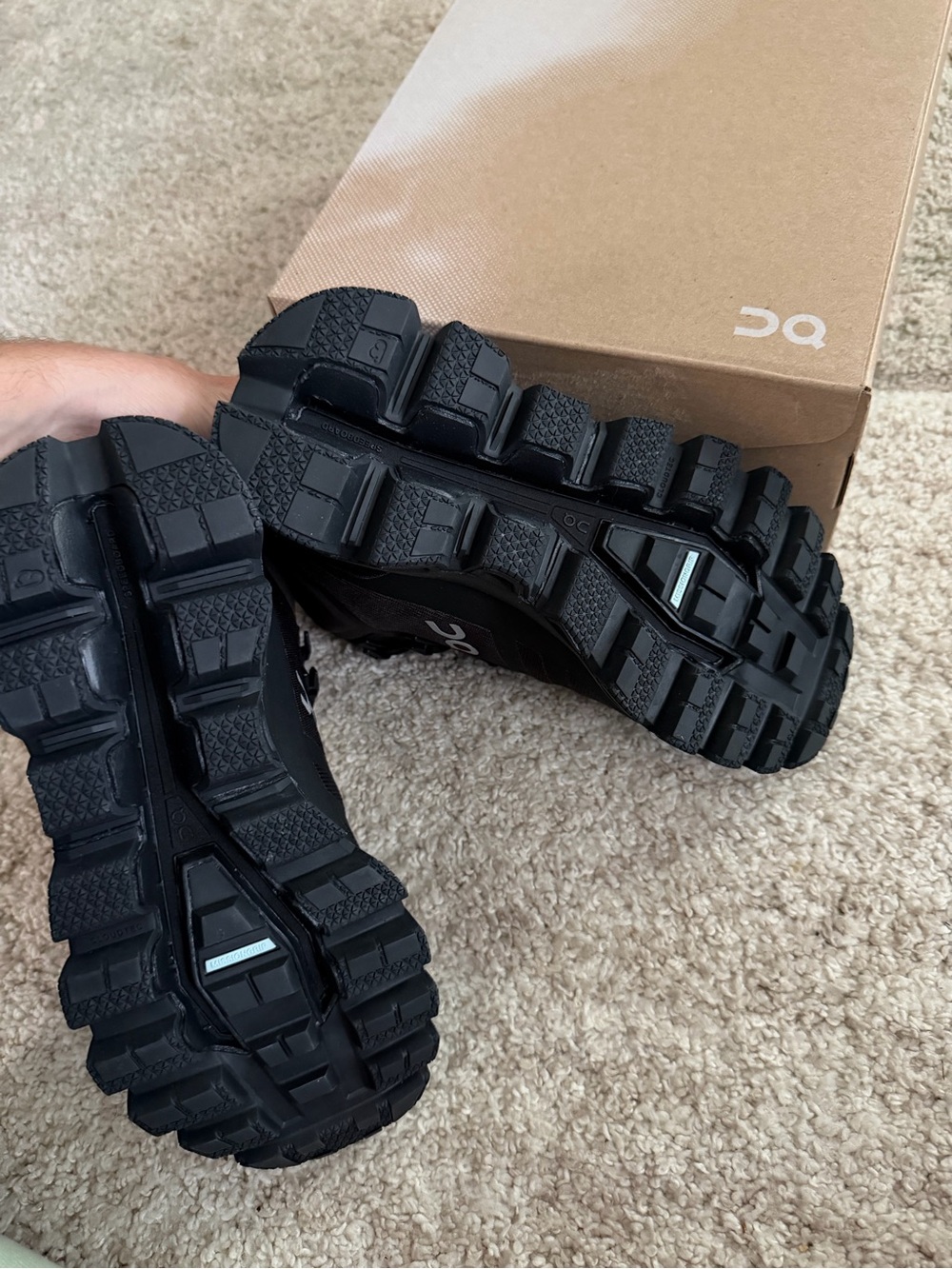 NWT On Running Cloudrock Waterproof Boots Women’s 5 - Picture 4 of 5